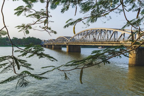 Hanoi fly to Hue