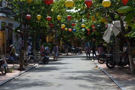 Hue drive to Hoi An - city tour