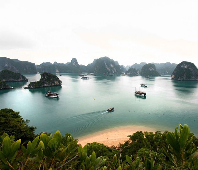 Khám phá các địa điểm du lịch nổi tiếng trong 12 ngày