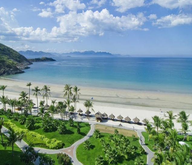 QUẢNG BÌNH - VŨNG CHÙA ĐẢO YẾN – BÃI ĐÁ NHẢY  - HANG TÁM CÔ - ĐỘNG PHONG NHA